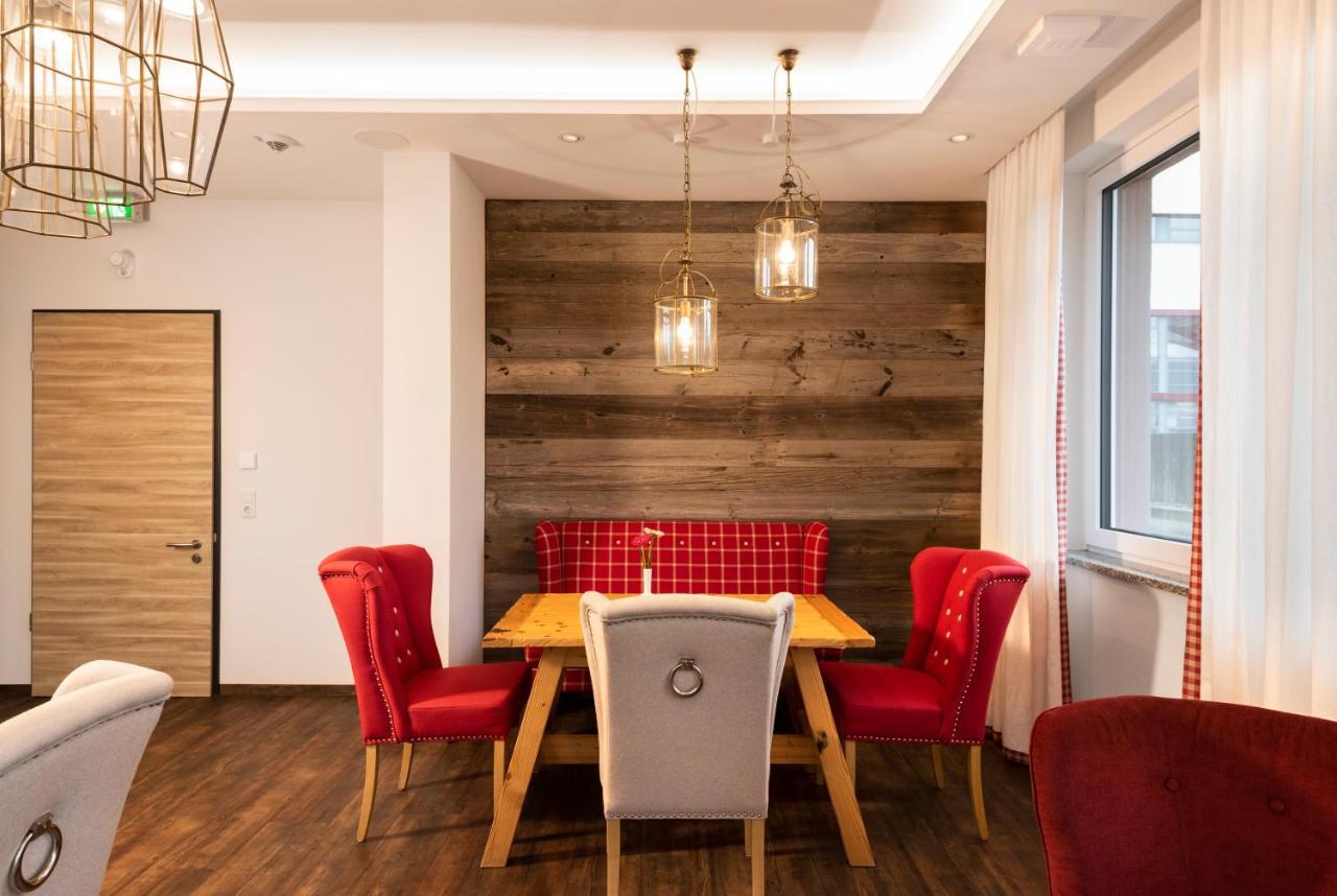 Allgaeu Art Hotel Кемптен Экстерьер фото